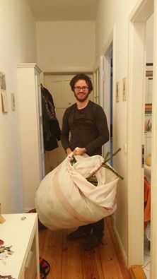 LSB and his genius mouldy-shower curtain contraption. (MSCC)